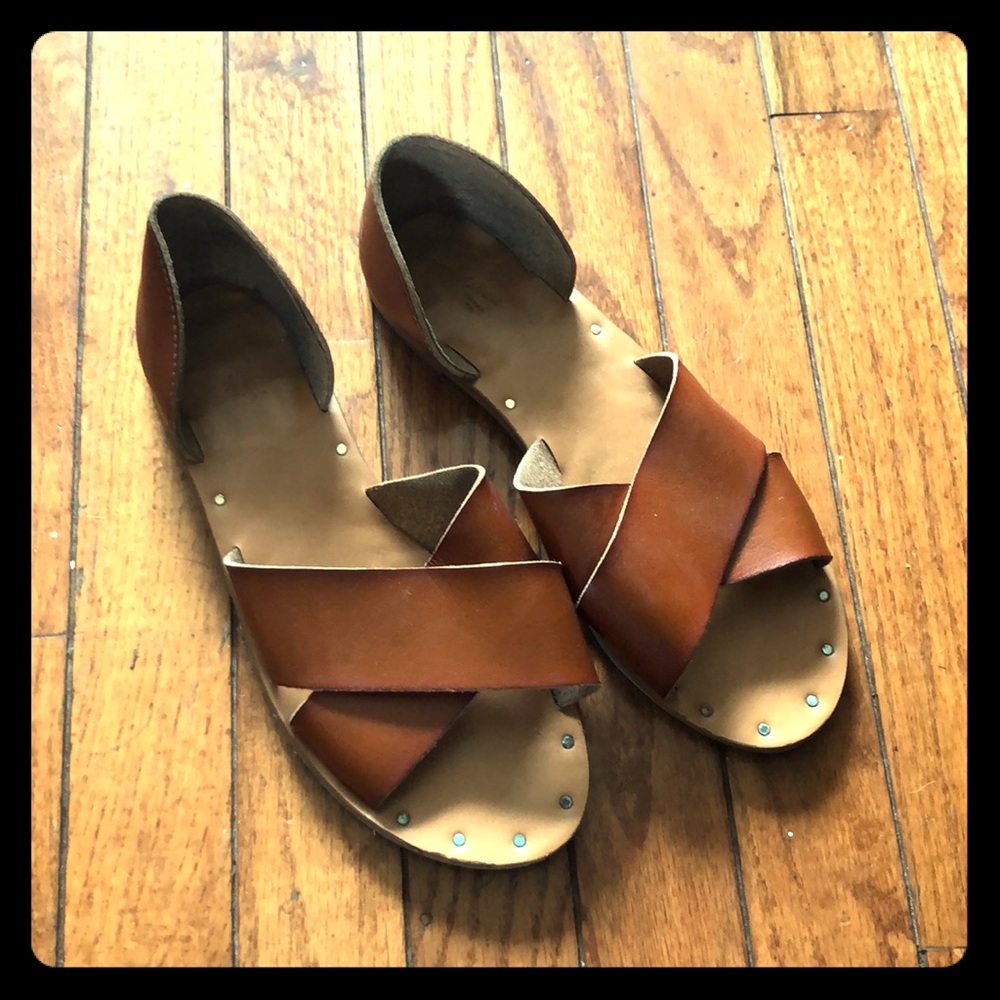 Brown sandals (barely worn)